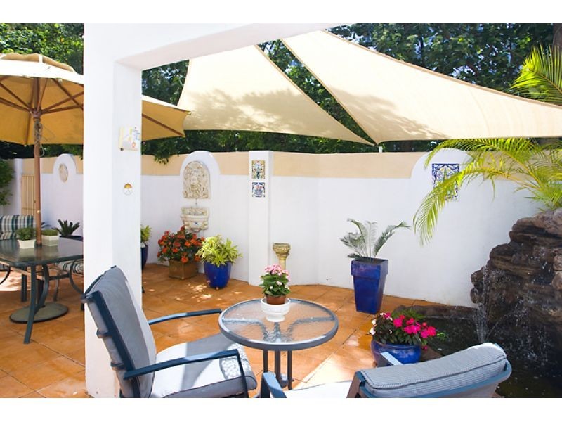 2, 5 Stillwater Place, Noosaville QLD 4566