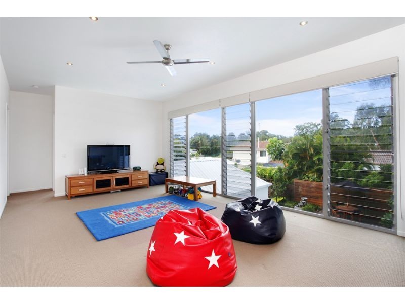 2 Brolga Lane, Noosa Heads QLD 4567