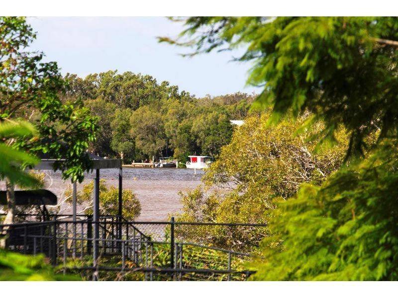 2 Ward Street, Tewantin QLD 4565