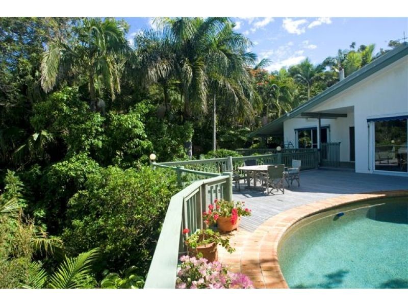 20 Seaview Terrace, Sunshine Beach QLD 4567