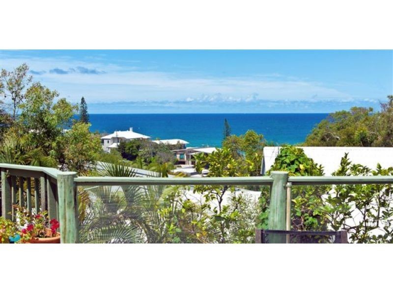 20 Seaview Terrace, Sunshine Beach QLD 4567