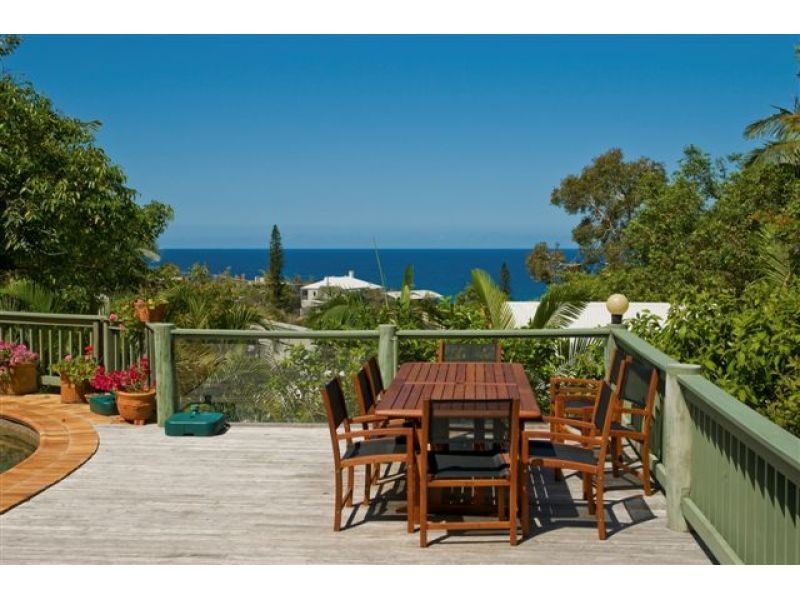 20 Seaview Terrace, Sunshine Beach QLD 4567