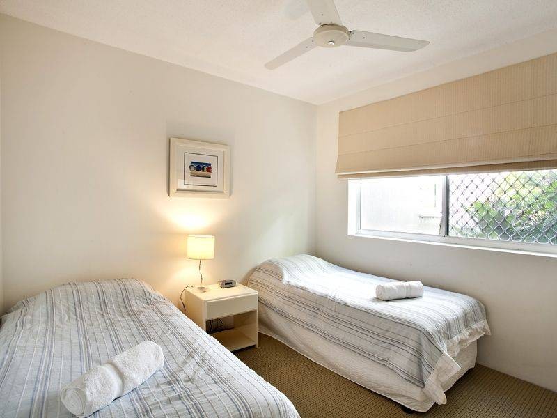 4/2 Noosa Drive, Noosa Heads QLD 4567