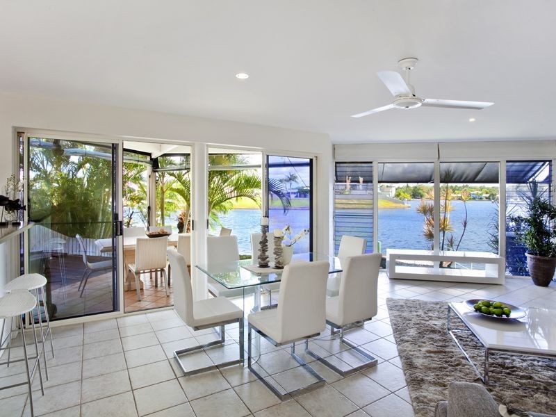2, 21 Sunseeker Close, Noosa Waters QLD 4566