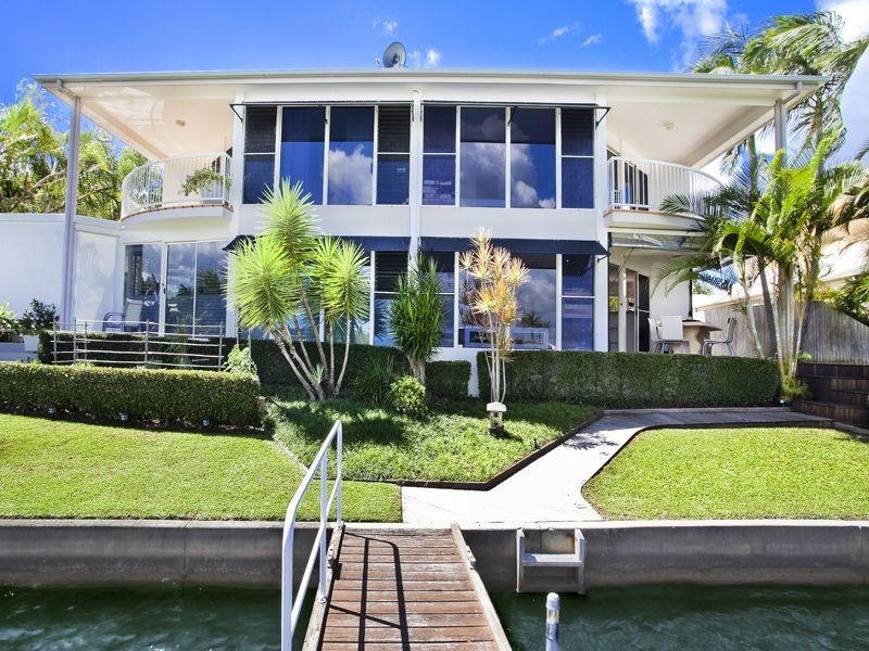 2, 21 Sunseeker Close, Noosa Waters QLD 4566