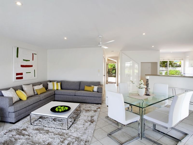 2, 21 Sunseeker Close, Noosa Waters QLD 4566