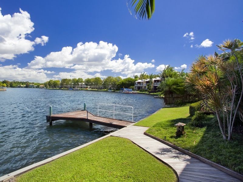 2, 21 Sunseeker Close, Noosa Waters QLD 4566