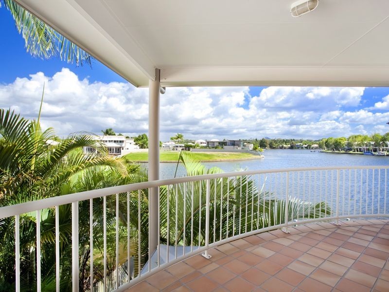 2, 21 Sunseeker Close, Noosa Waters QLD 4566