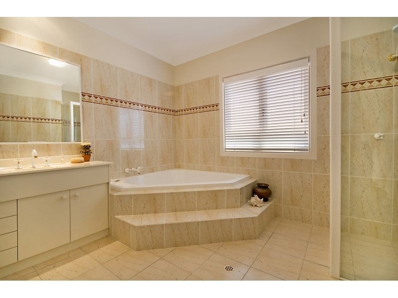 53 Shorehaven Drive, Noosa Waters QLD 4566