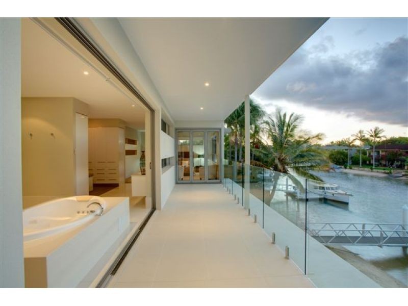 25 Mossman Court, Noosa Heads QLD 4567