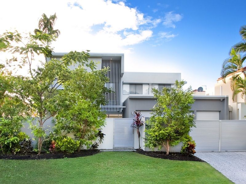 25 Mossman Court, Noosa Heads QLD 4567