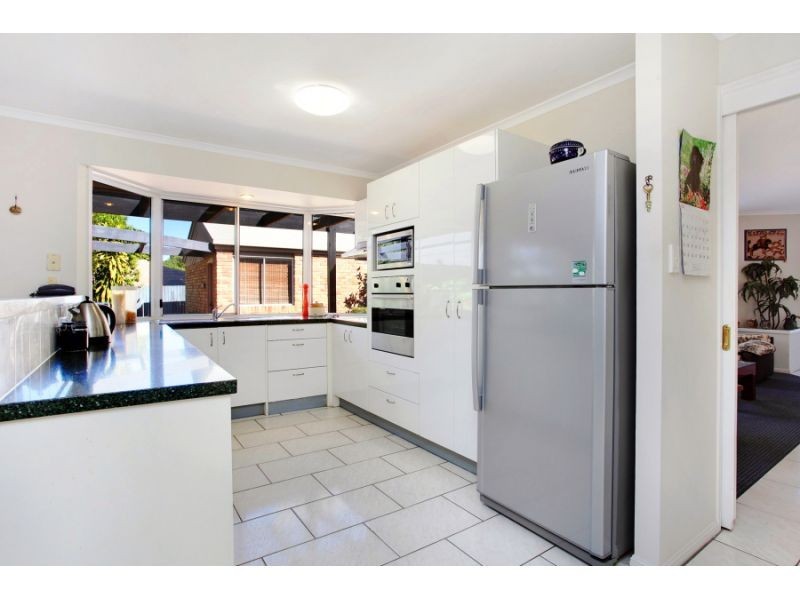 12 Currawong Street, Noosa Heads QLD 4567