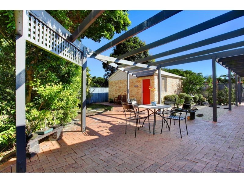 12 Currawong Street, Noosa Heads QLD 4567