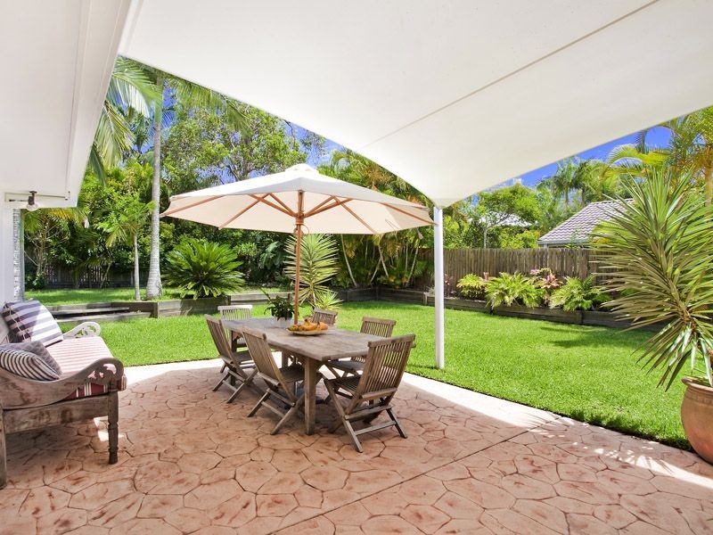 24 Seacove Court, Noosa Waters QLD 4566