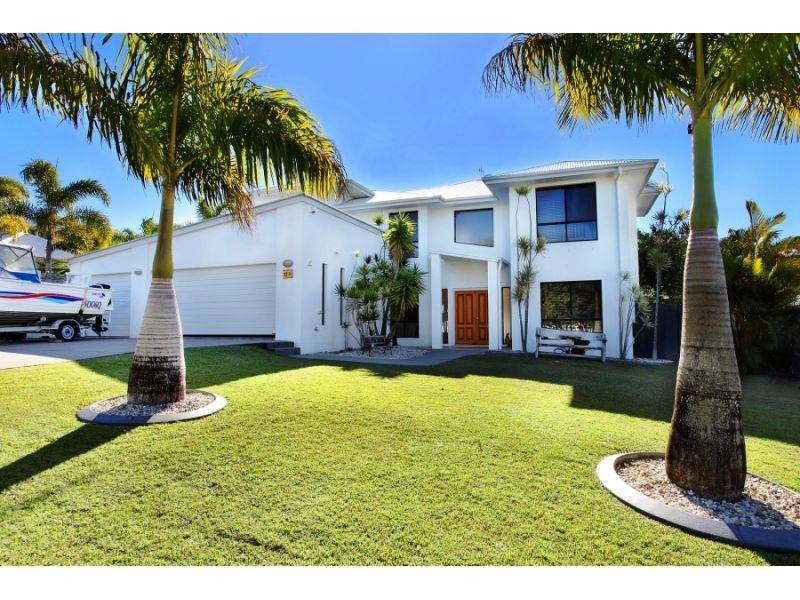12 Treasure Cove, Noosa Waters QLD 4566