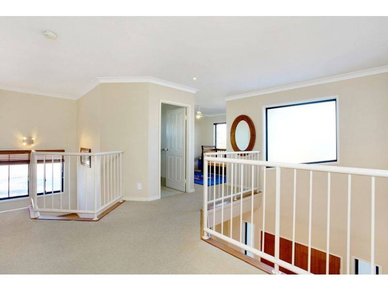 12 Treasure Cove, Noosa Waters QLD 4566