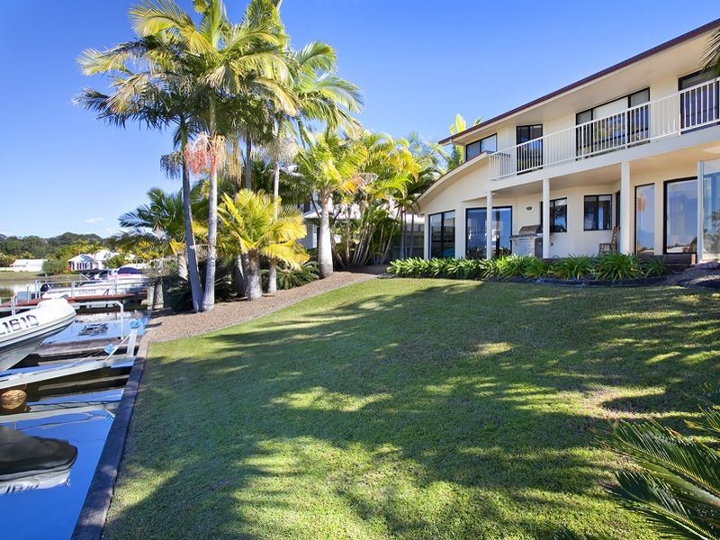 16 The Peninsula, Noosa Waters QLD 4566