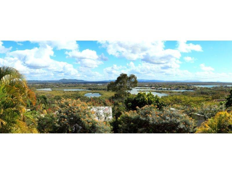 22 Arkana Drive, Noosa Heads QLD 4567