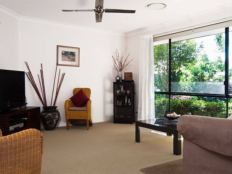 6 Cove Court, Noosaville QLD 4566