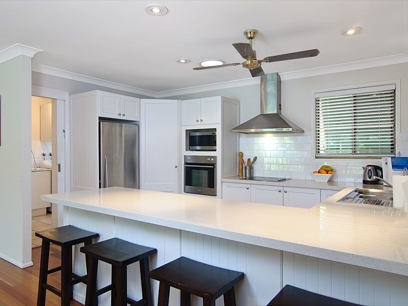 1 Moonare Crescent, Noosa Heads QLD 4567
