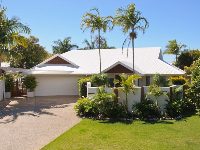 8 Seagull Court, Noosa Waters QLD 4566