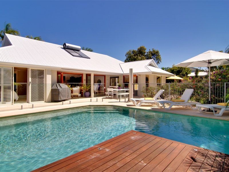 8 Seagull Court, Noosa Waters QLD 4566