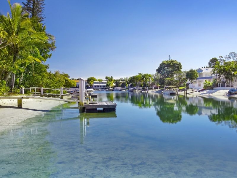 16 Mossman Court, Noosa Heads QLD 4567