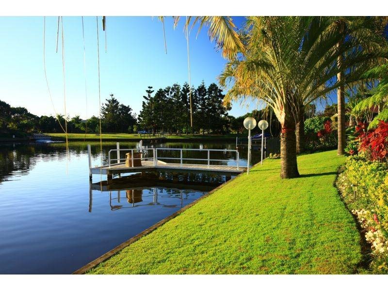 8 Seamount Quay, Noosa Waters QLD 4566