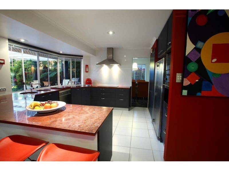 8 Seamount Quay, Noosa Waters QLD 4566