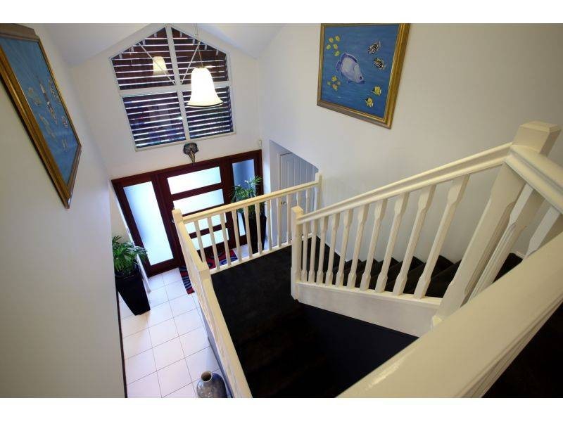 8 Seamount Quay, Noosa Waters QLD 4566