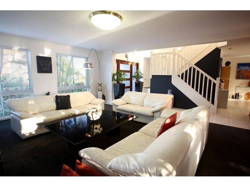 8 Seamount Quay, Noosa Waters QLD 4566