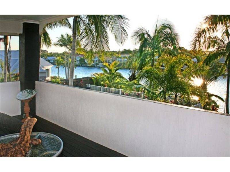 8 Seamount Quay, Noosa Waters QLD 4566