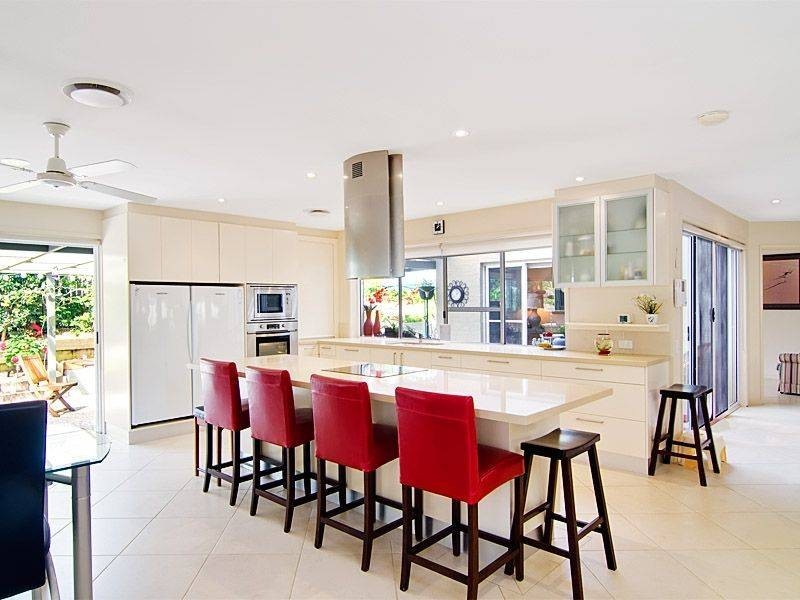 13 Lunar Crescent, Noosa Heads QLD 4567
