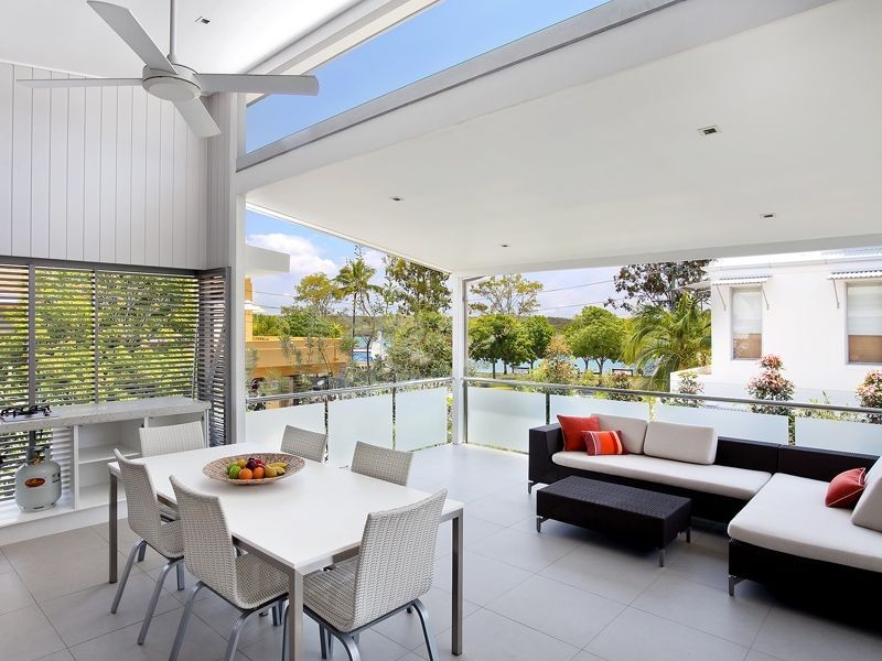 4 Edward Street, Noosaville QLD 4566