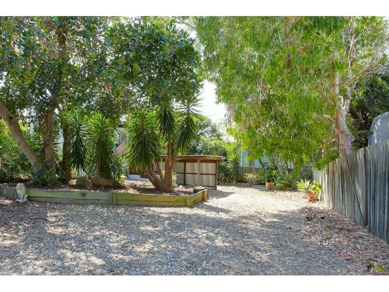 4 Petrel Street, Peregian Beach QLD 4573