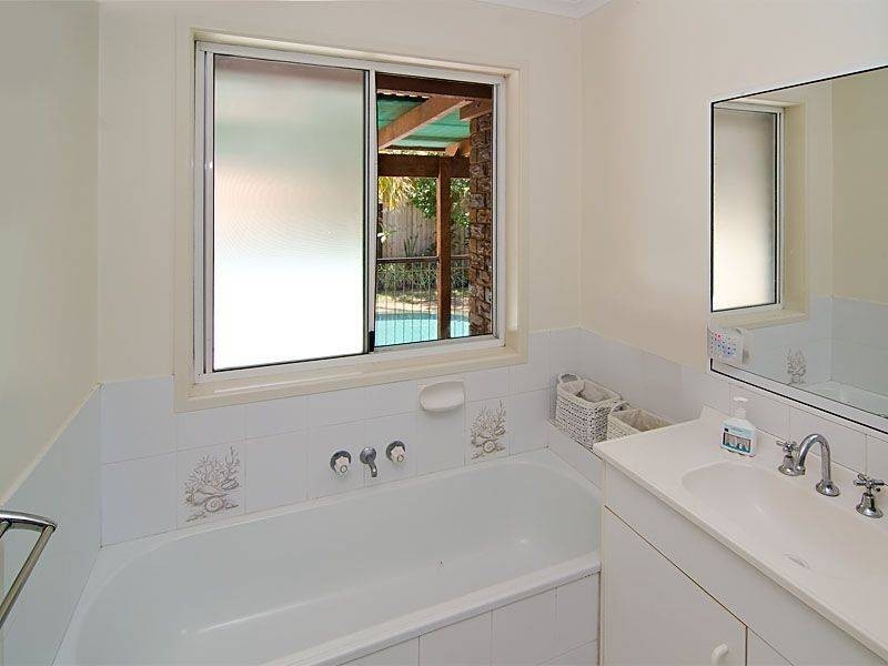 32 Boxsell Rise, Sunrise Beach QLD 4567
