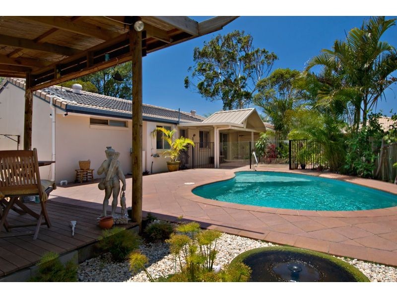 8 Ulah Court, Noosa Heads QLD 4567