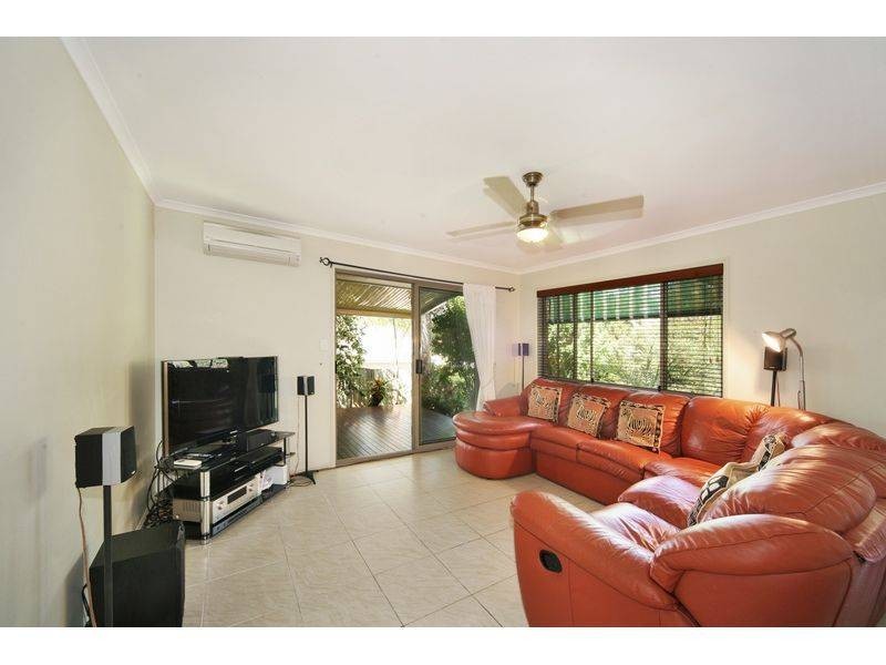 6 Walnut Court, Marcus Beach QLD 4573