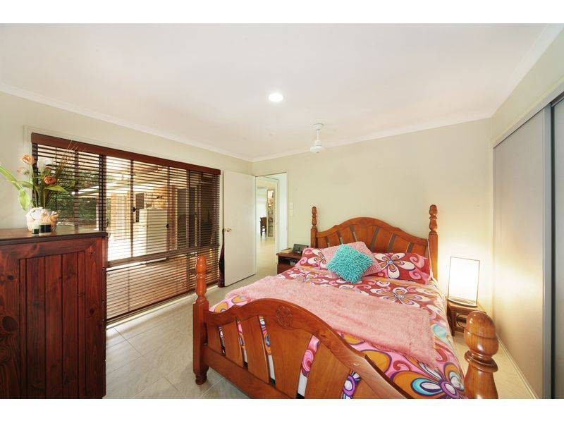 6 Walnut Court, Marcus Beach QLD 4573