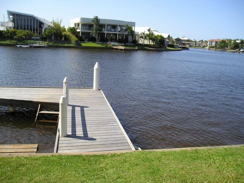 16 Topsails Place, Noosa Waters QLD 4566