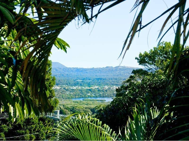 2, 24 Viewland Drive, Noosa Heads QLD 4567