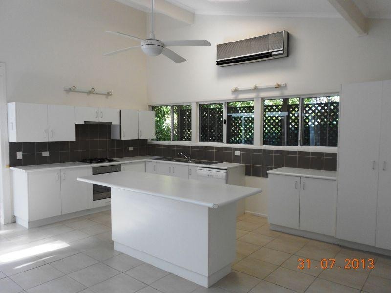 1, 12A Mitti Street, Noosa Heads QLD 4567