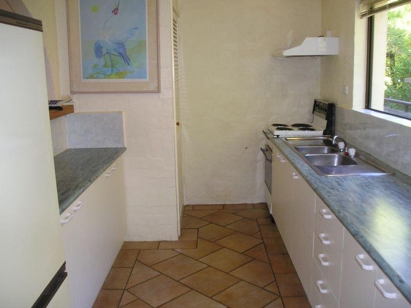 4, 8 Kareela Avenue, Noosa Heads QLD 4567