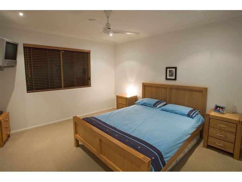 Castaways Beach QLD 4567