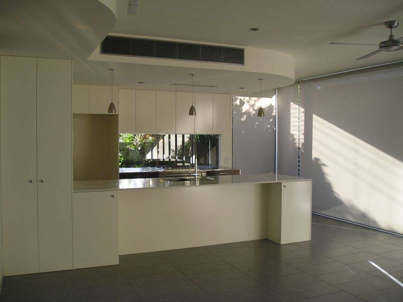 1, 28 Edward Street, Noosaville QLD 4566