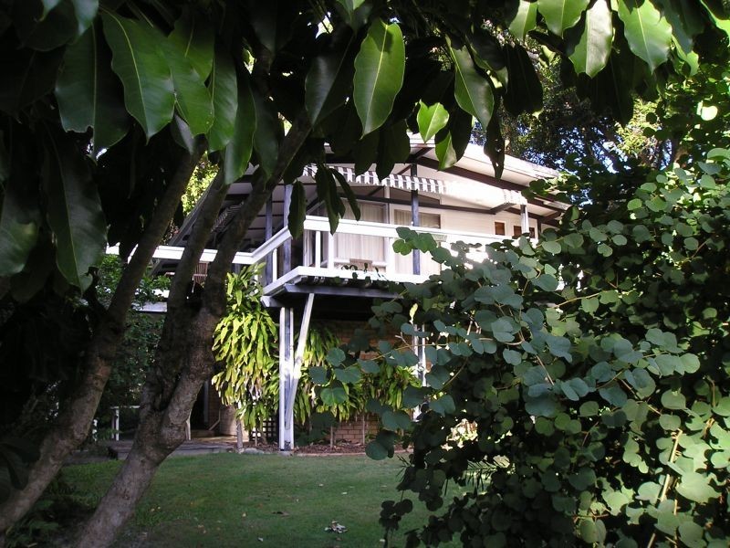 Little Cove QLD 4567