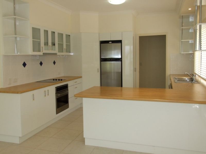 Noosa Waters QLD 4566