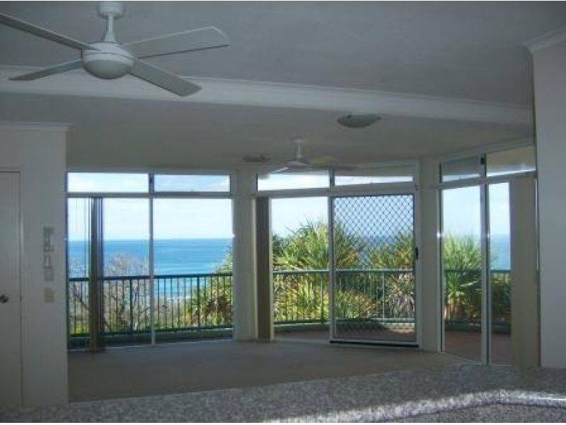3, 11 Tingira Crescent, Sunshine Beach QLD 4567