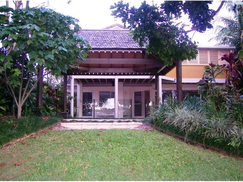 Noosa Waters QLD 4566