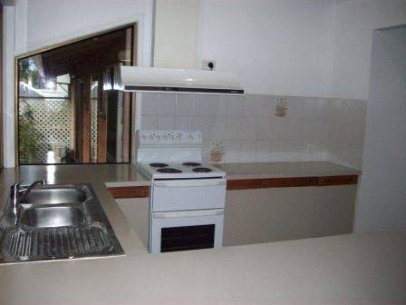 6 Currawong Crescent, Noosa Heads QLD 4567